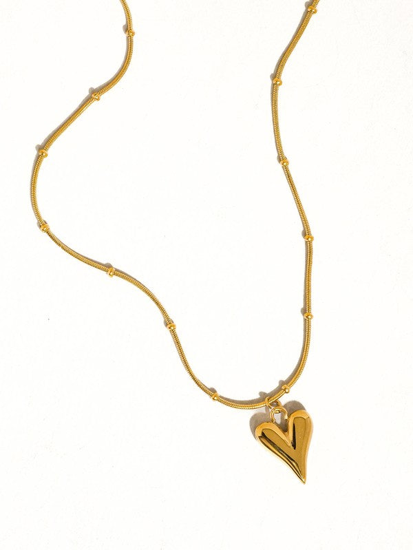 Golden Devotion Heart Pendant Necklace – Tarnish Resistant Snake Chain